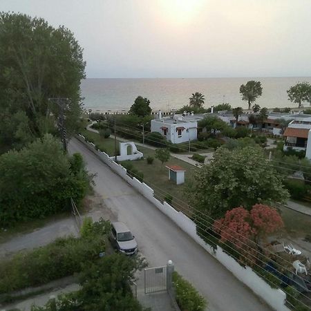 Nea Kallikrateia Katerina Rooms מראה חיצוני תמונה