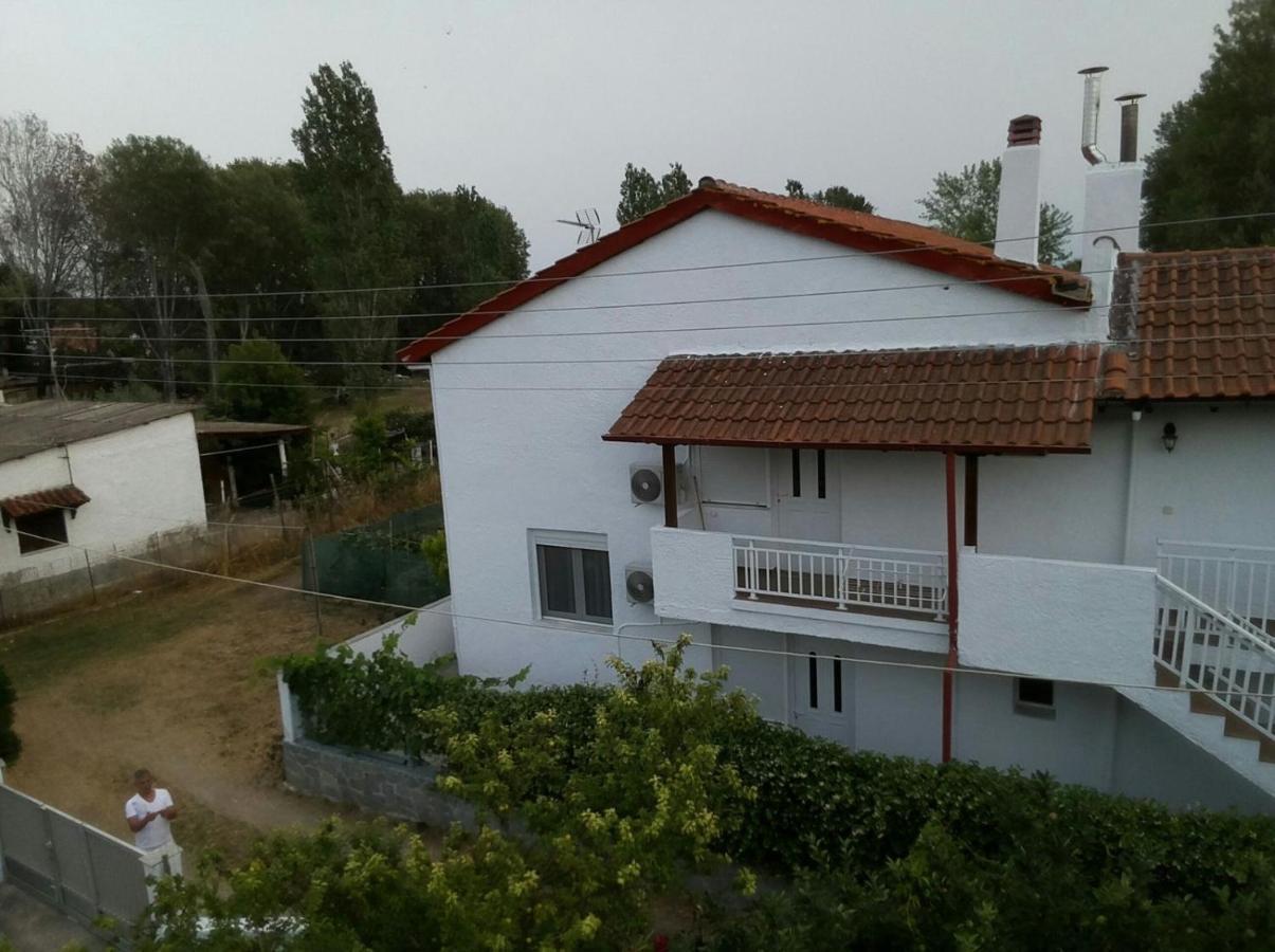 Nea Kallikrateia Katerina Rooms מראה חיצוני תמונה